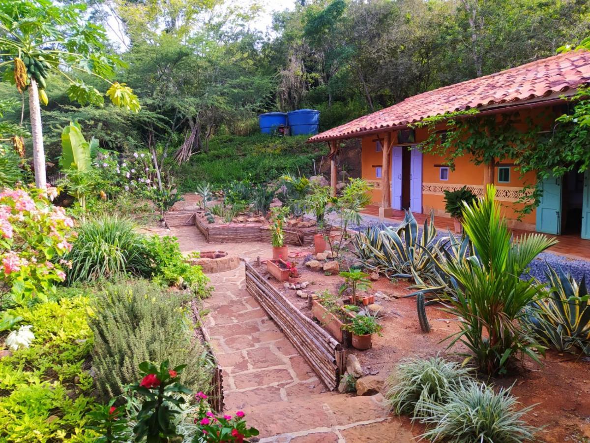 Nomad Hostal - Barichara Buitenkant foto